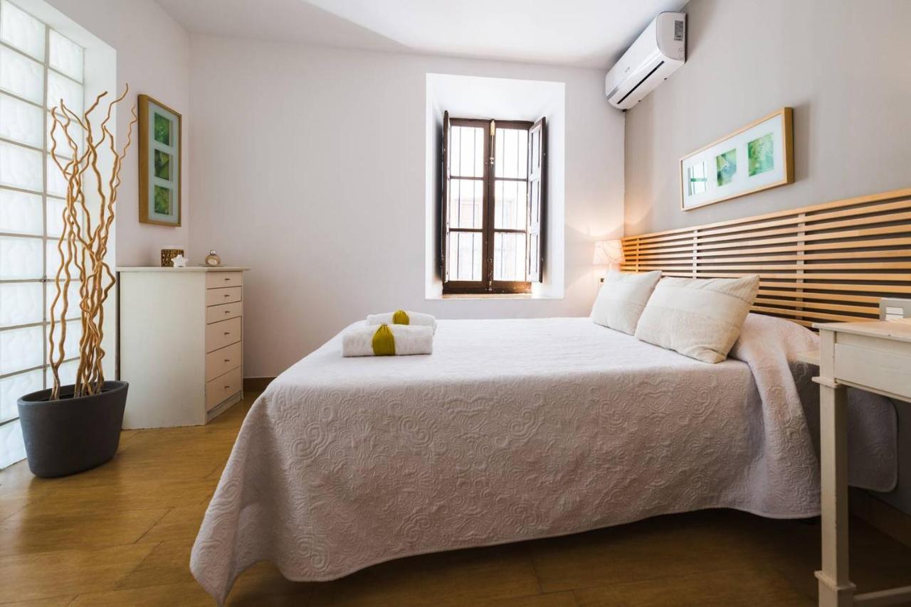 Апартаменты Casa Alhambra - Centro Historico Con Jardin Privado Гранада Экстерьер фото